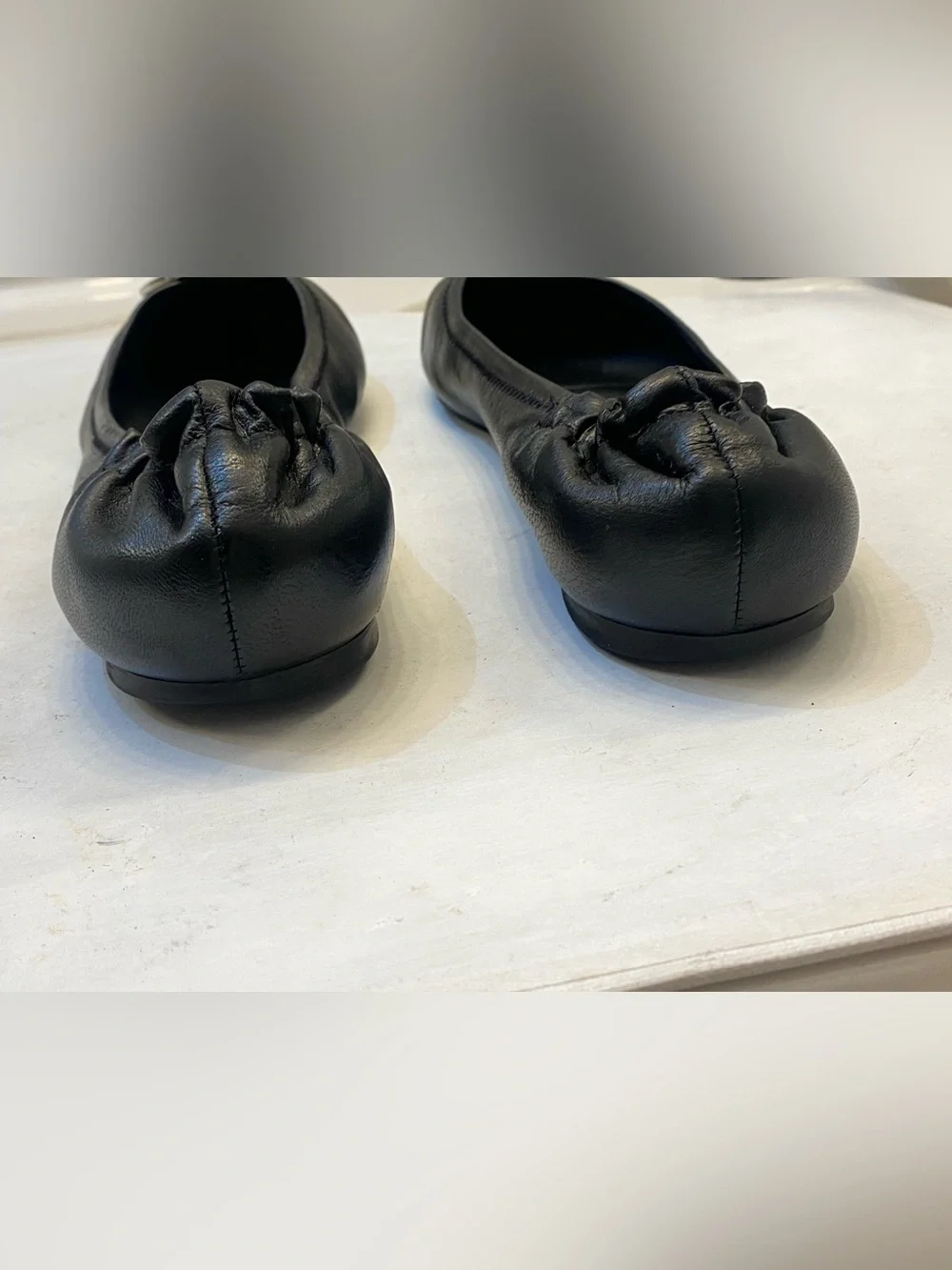 Tory Burch Reva flat size 8.5M good condition good bottom, clean interior